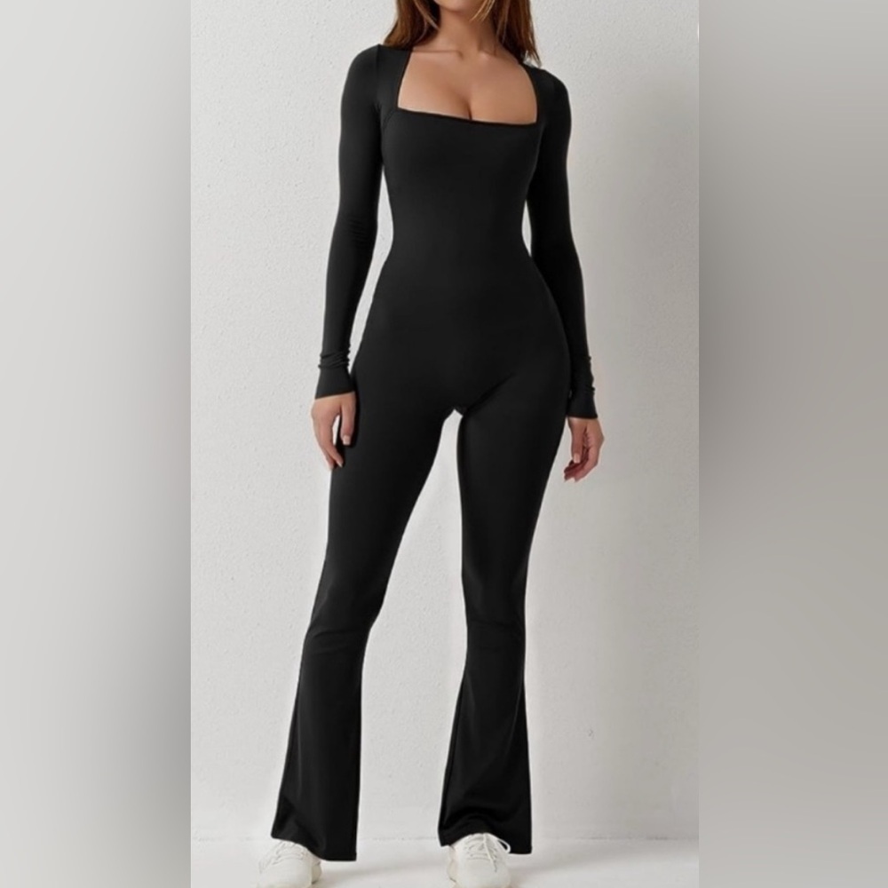 Qinsen Black Long Sleeve Jumpsuit